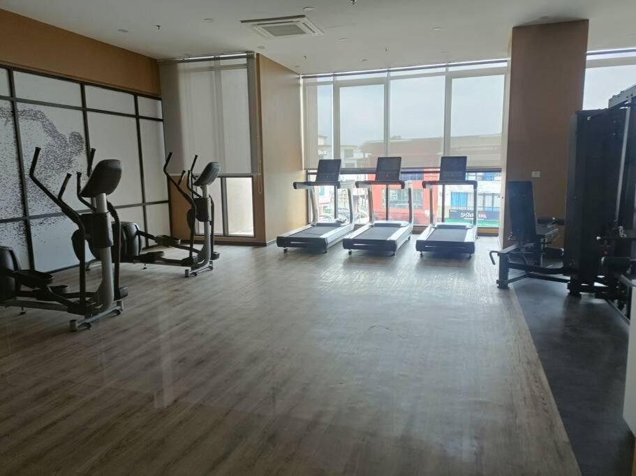 Sky Trees 4 Guests High Floor Nflix Hbo Disney Garden View A1801 Johor Bahru Ngoại thất bức ảnh